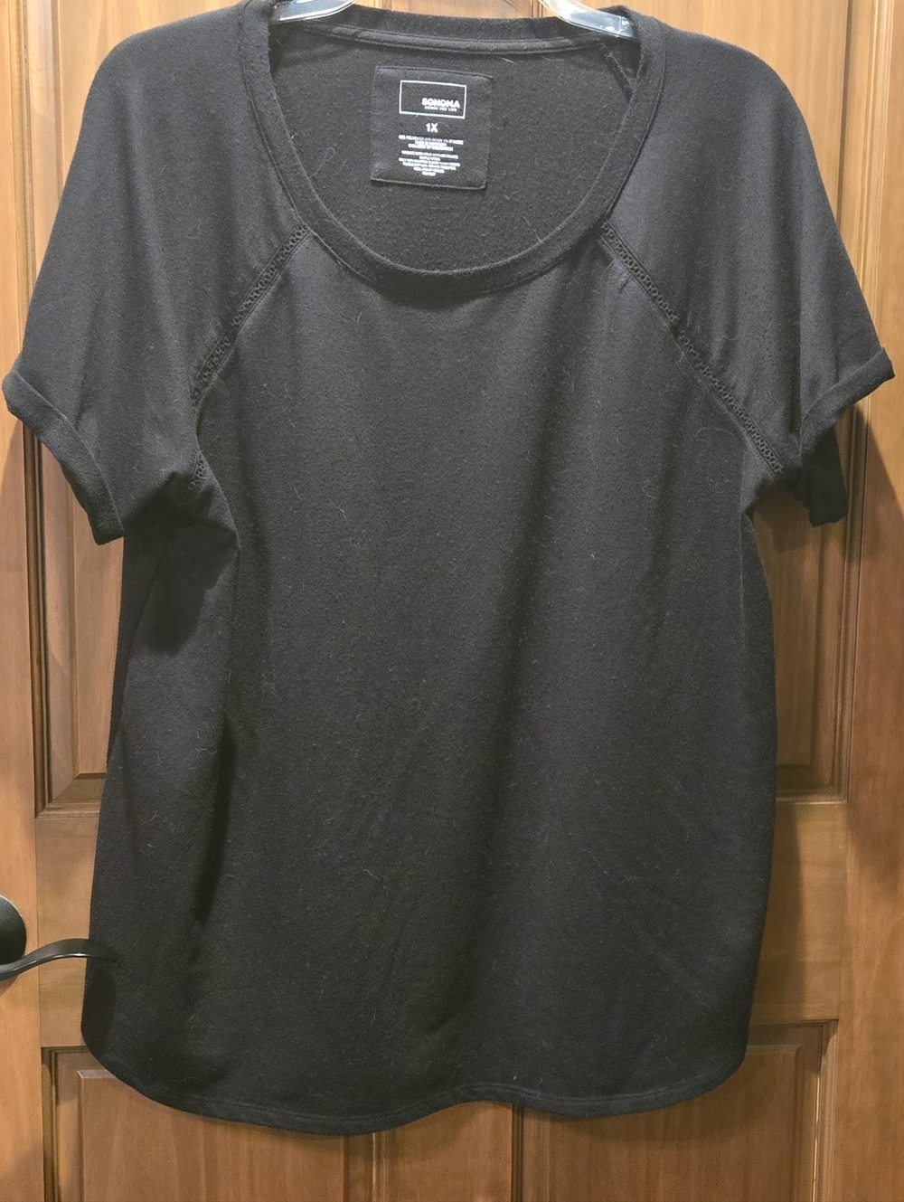 Sonoma Black Short Sleeve Scoop Neck Tee